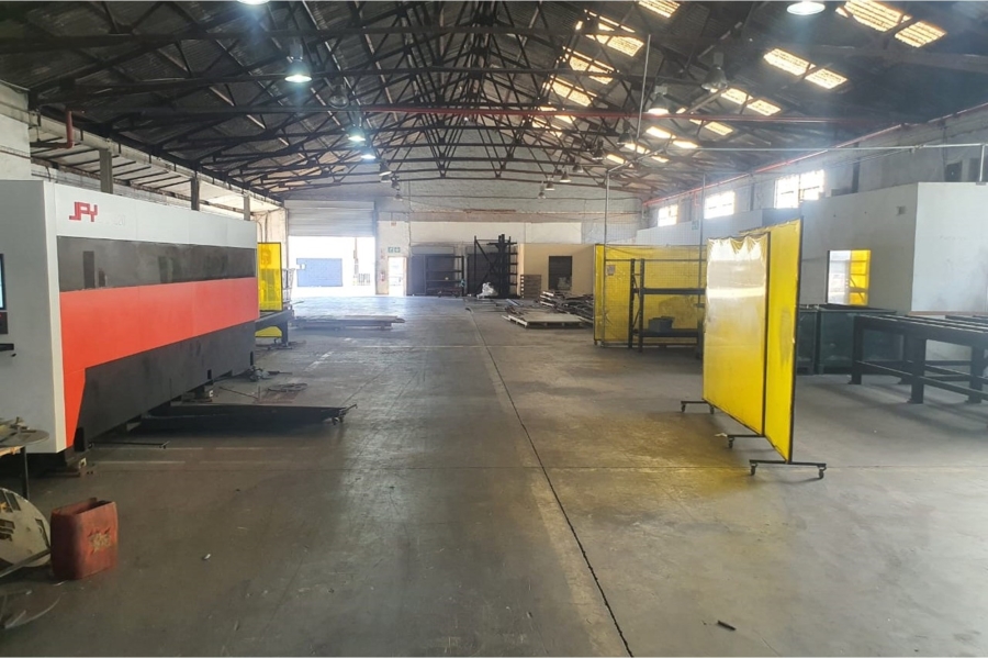 To Let commercial Property for Rent in Deal Party Eastern Cape